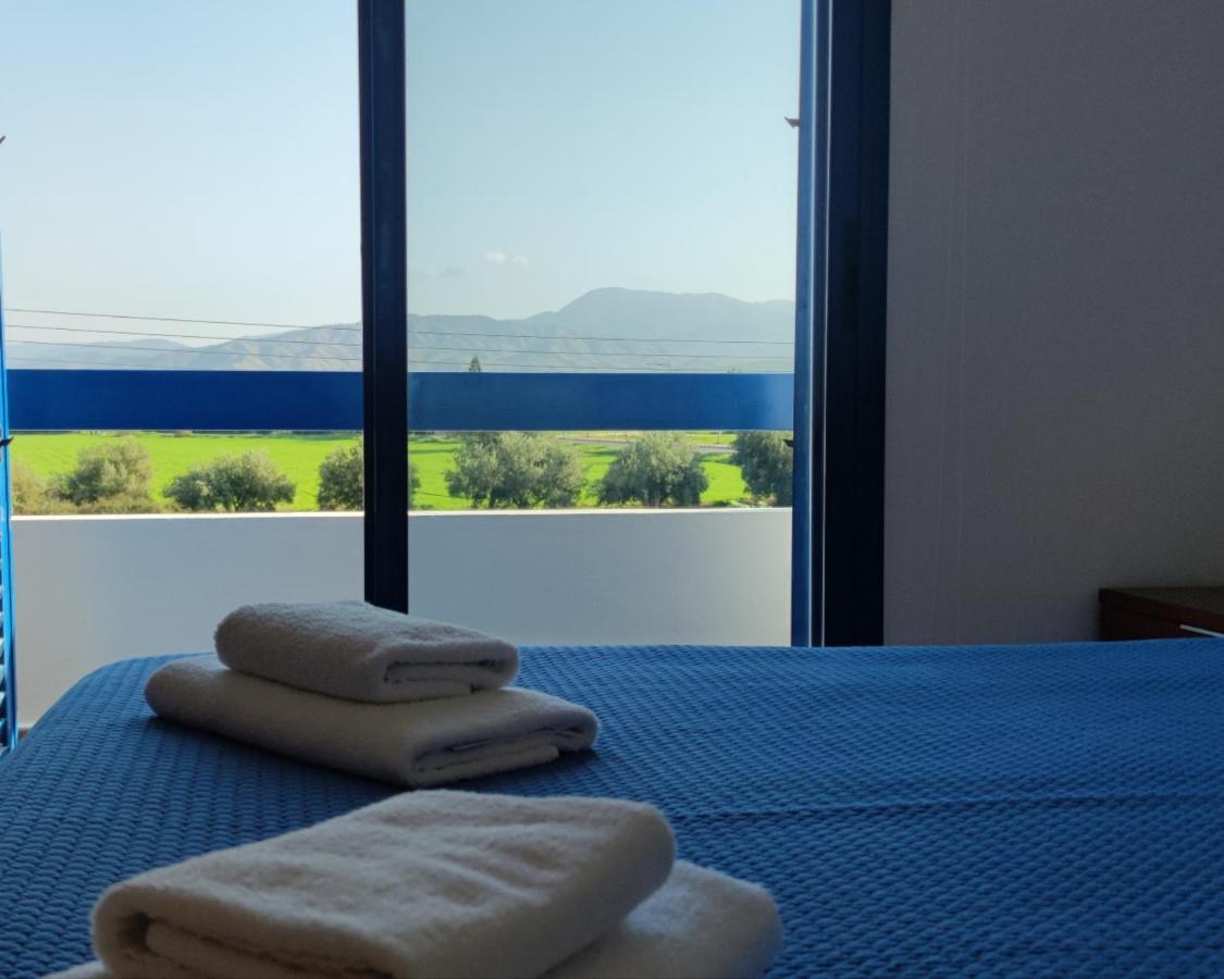 Island Spirit Beach House Полис Экстерьер фото